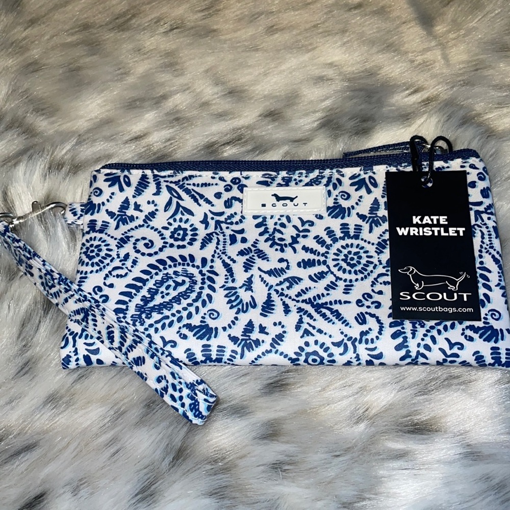 NWT Scout Kate Wristlet